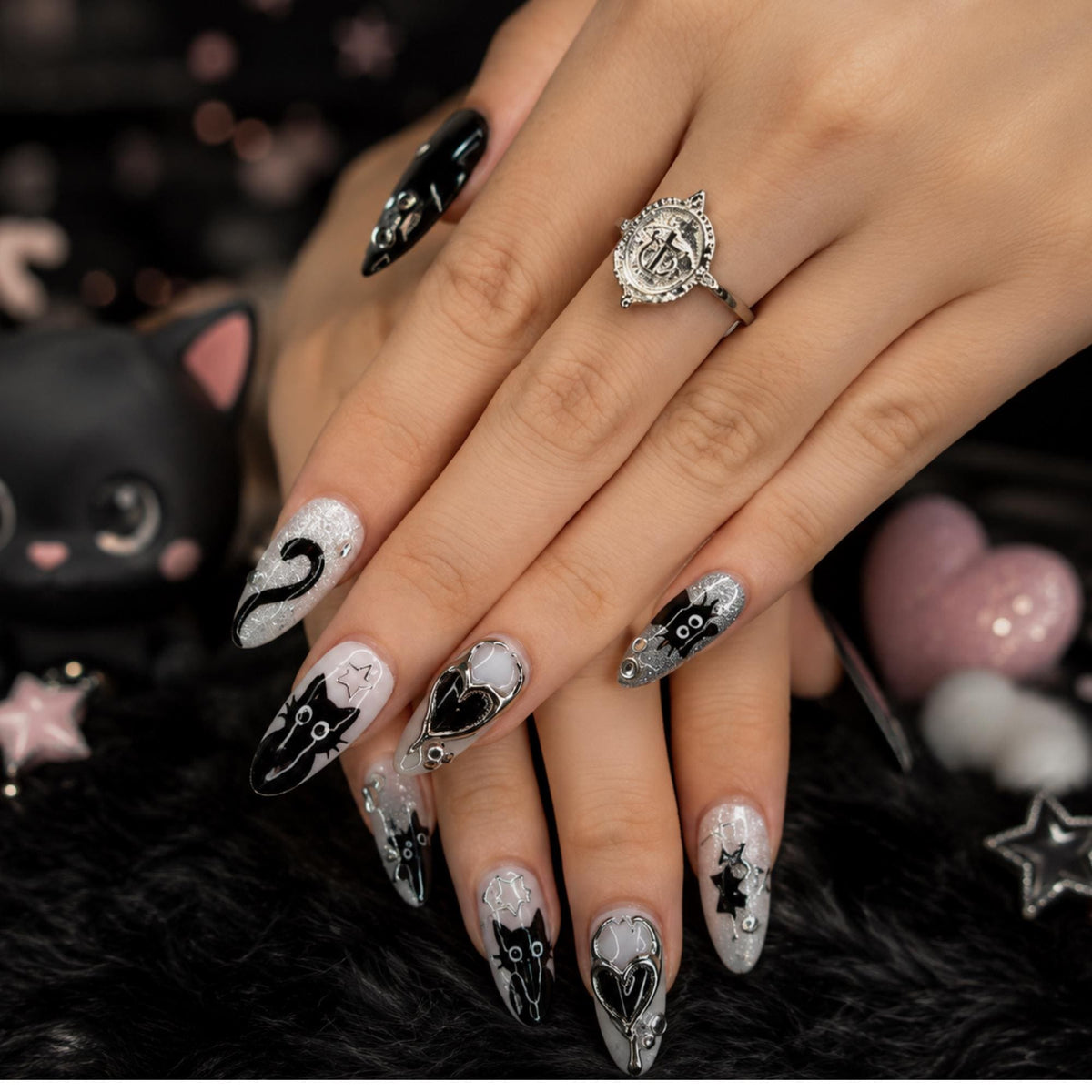 Black Cat Press On Nails with Chrome Heart , Gothic Silver Glitter Fake Nails , Handmade Celestial Nails for Halloween  Nails Set , JB478WC