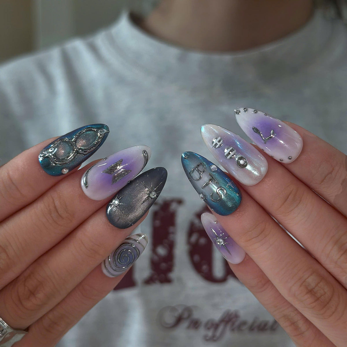 Kpop Press On Nails with Purple Aura & Silver Charms | 7 Member Inspired Chrome Nails | Korean Pop Concert Nails for Fan Gift | JB495UC