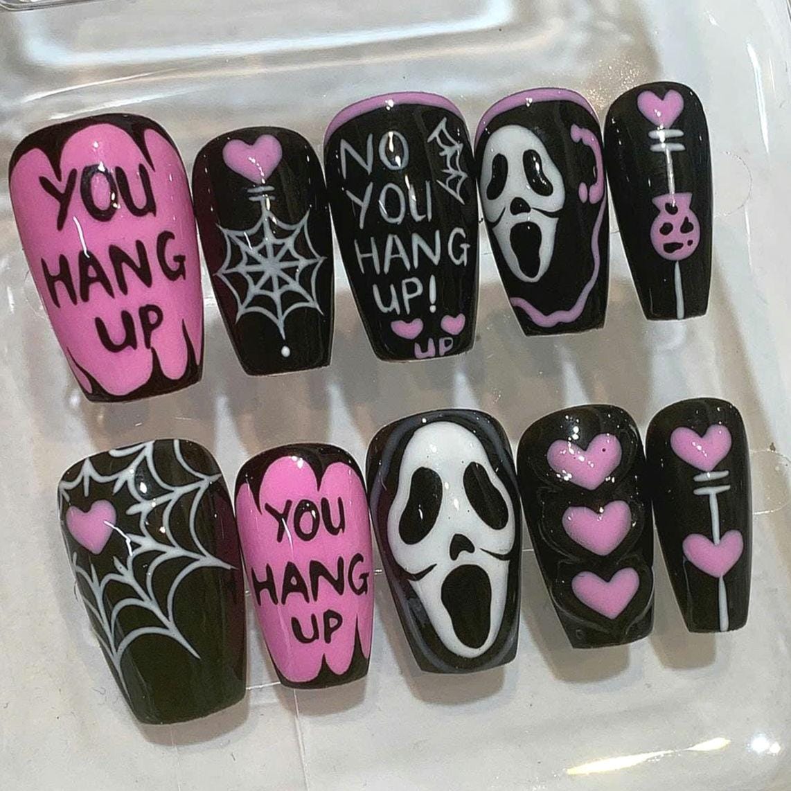 Horror Scream Press On Nails: Pink Black Spooky Spider Web Nail Art