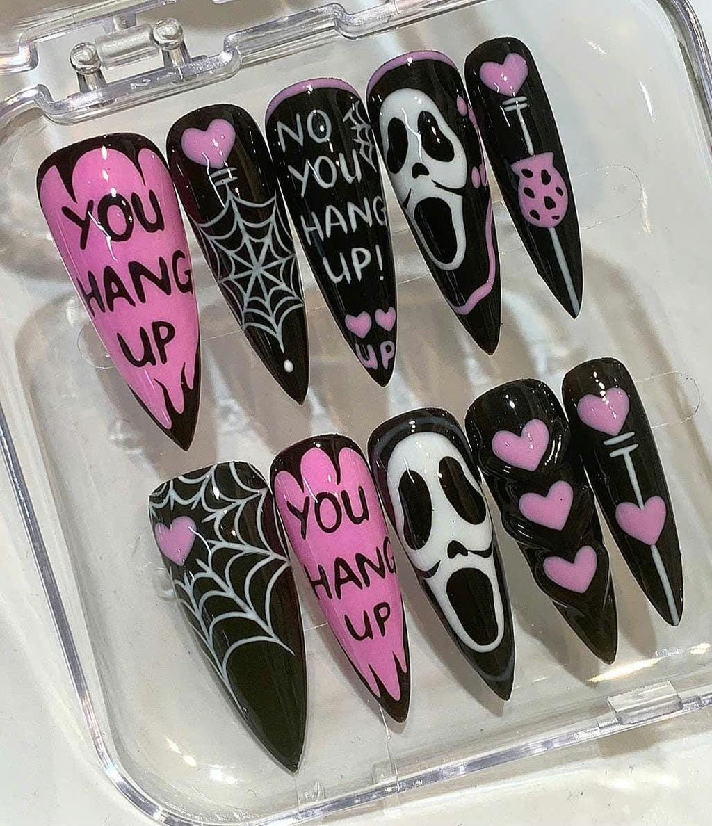 Horror Scream Press On Nails: Pink Black Spooky Spider Web Nail Art