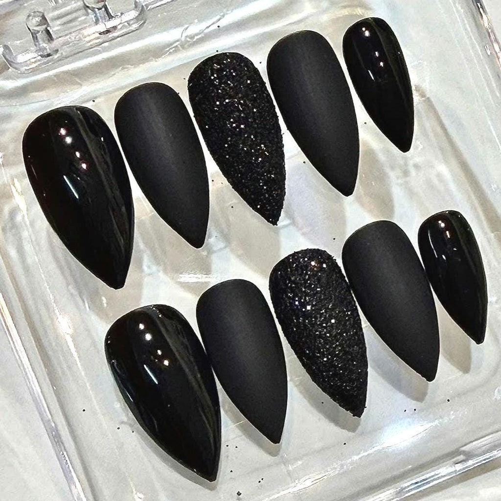 Black Stiletto Press On Nails – Glossy, Matte & Glitter, Reusable Nail Set