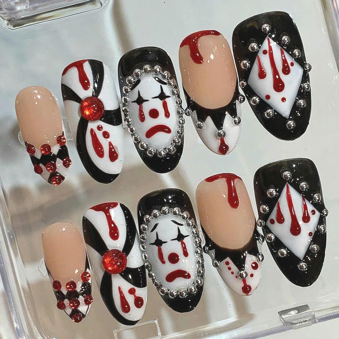 Creepy Clown Press On Nails: Gothic Horror Halloween Nail Art Set