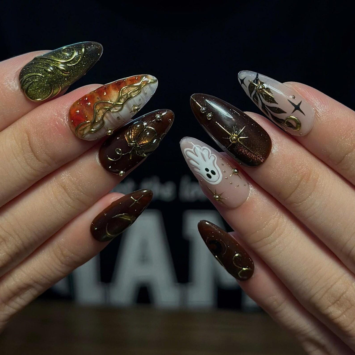 Halloween Press On Nails, Spooky Ghost Nail Art, Brown Gold Witchy Nails, Dark Celestial 3D Nails, Mystical Fall Nails, JC670UC