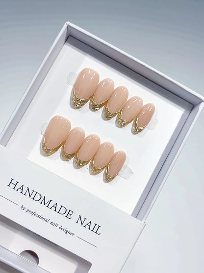 Medium Nude Gold Oval French tip
