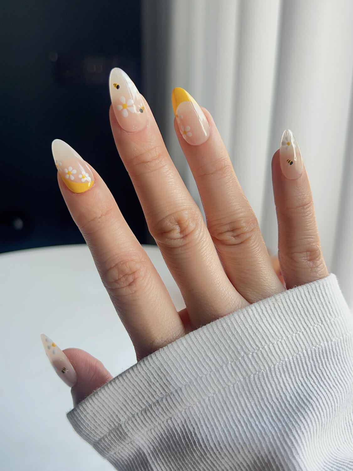 BeeBee Reusable Press On Nails