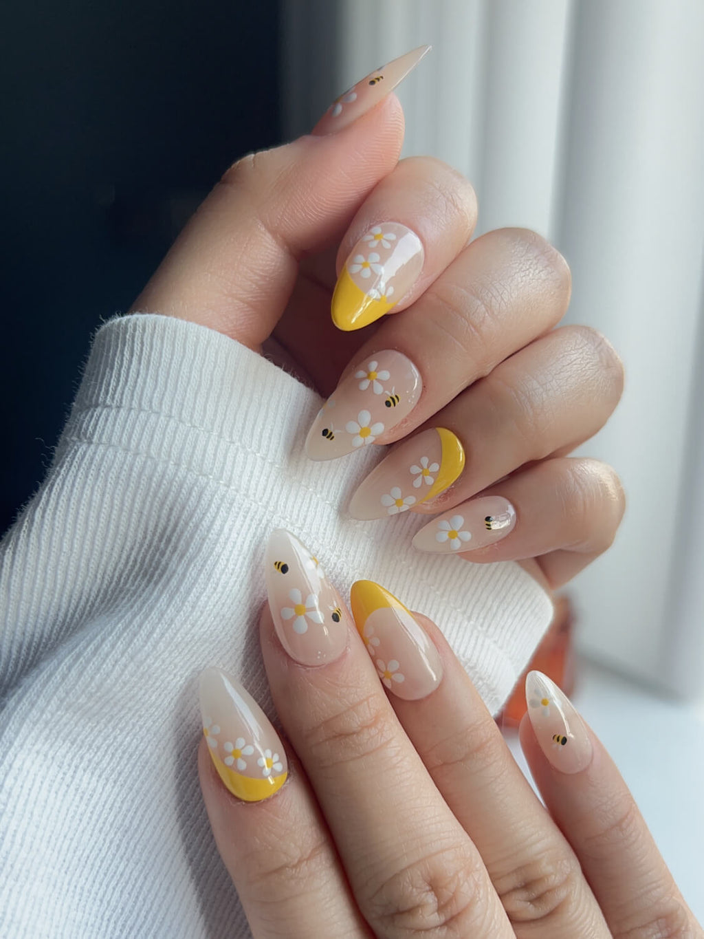 BeeBee Reusable Press On Nails