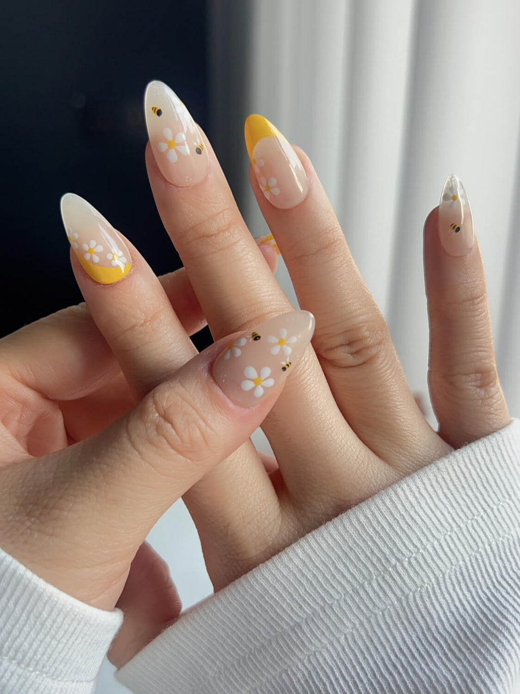 BeeBee Reusable Press On Nails
