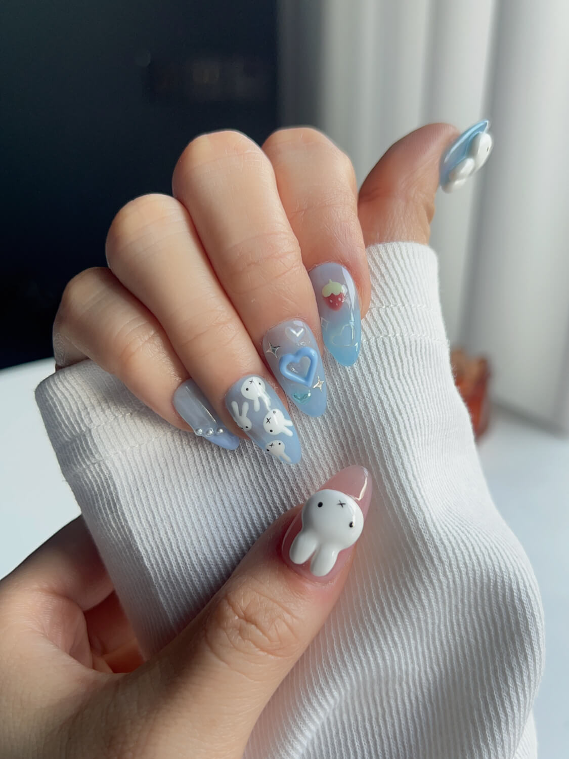 MIFFY XOXO Reusable Press On Nails
