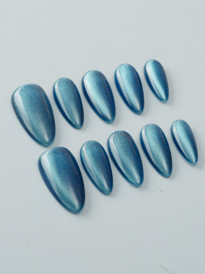 Blue Sky Cat Eye Reusable Press On Nails