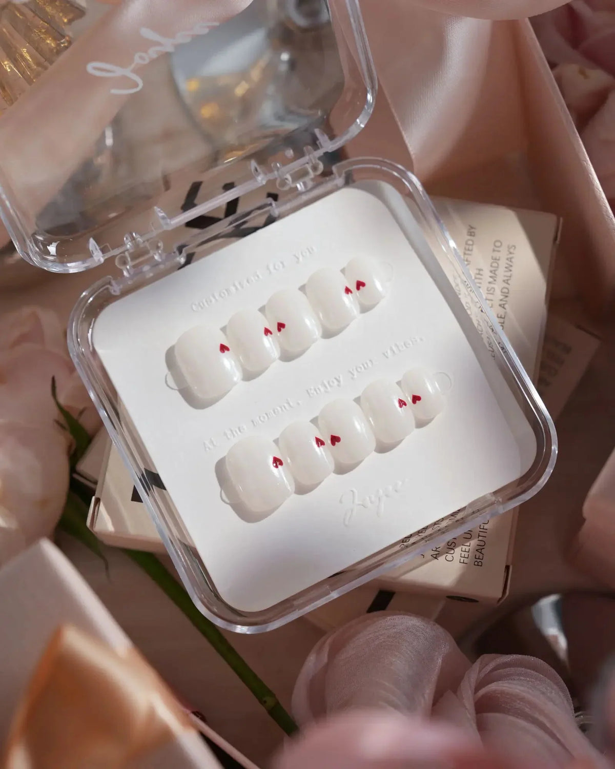 Little Luck Reusable Press On Nails