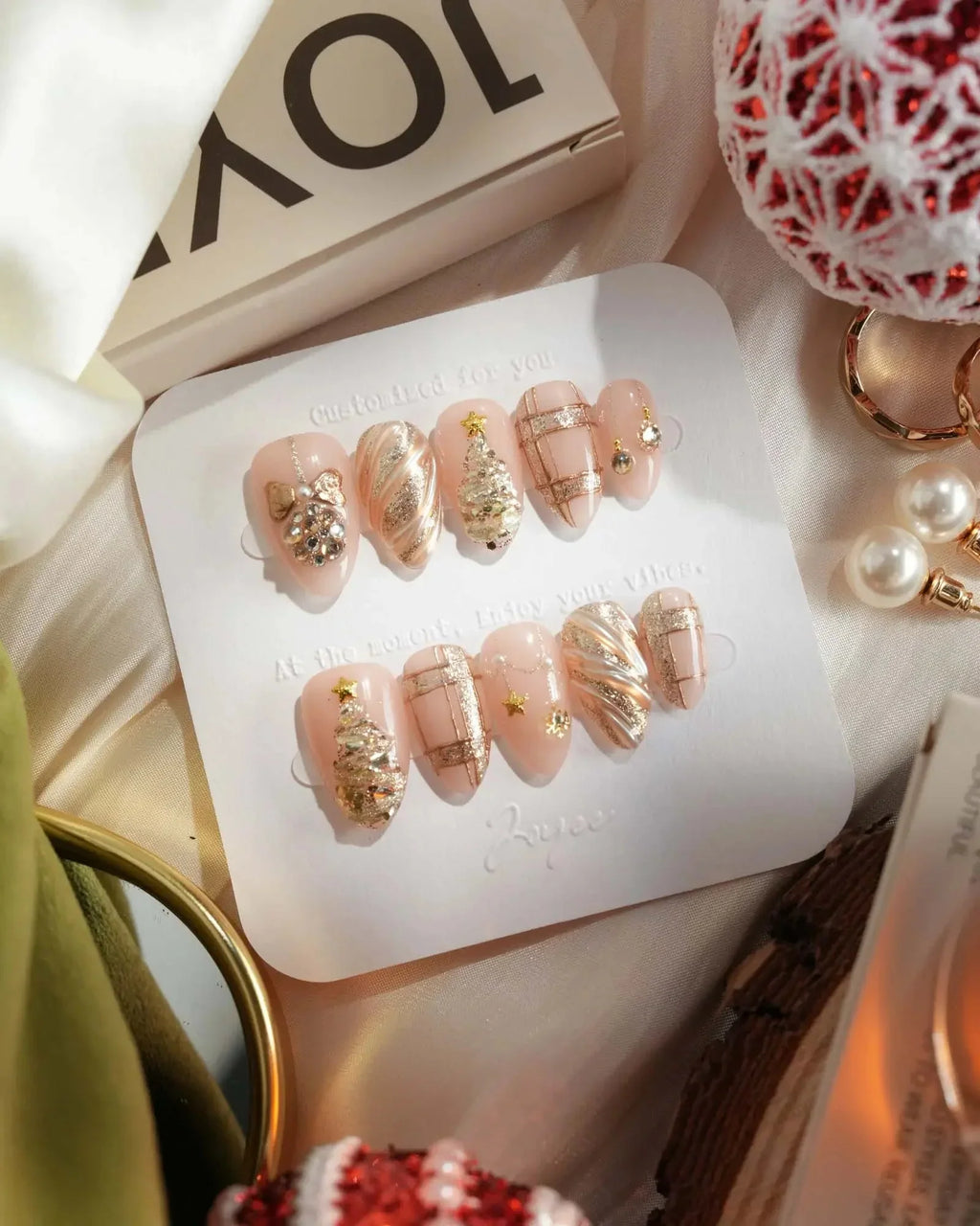 Golden Gift Reusable Press On Nails