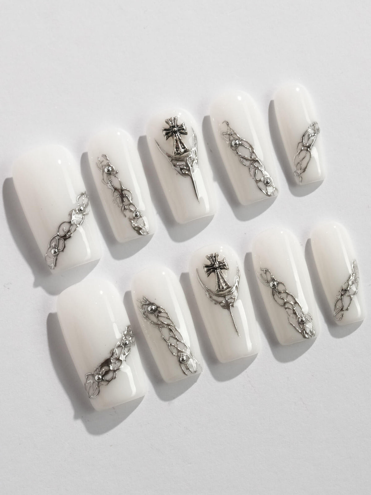Metallic Patterned White Reusable Press On Nails