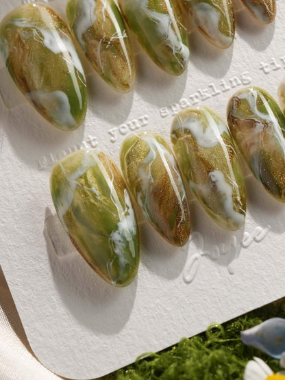 Mosses Nightlight Moss Reusable Press On Nails