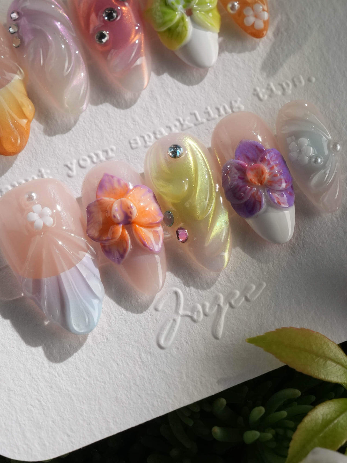 Orchid Extra Glow Reusable Press On Nails