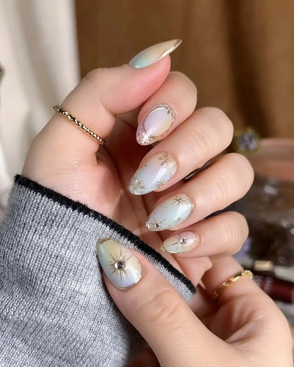 Pastel Relic Reusable Press On Nails