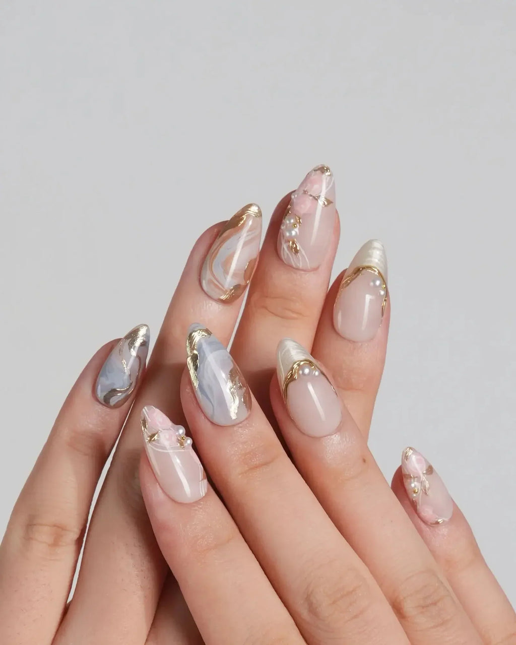 Vintage Mist Reusable Press On Nails