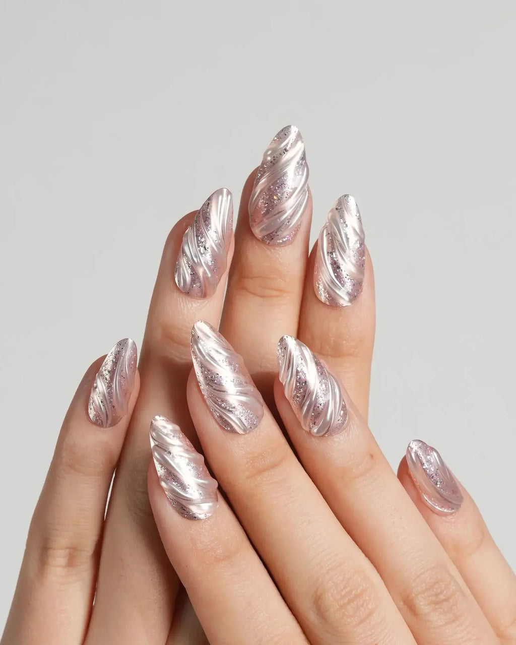 Velvet Twist Reusable Press On Nails