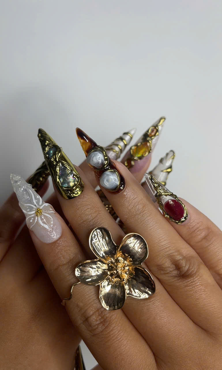 Galaxy Crystal Press On Nails 3D Gemstone Rock Fake Nails Gold Metal Accent Nail Art Crystal Gemstone Press Ons Luxury Nails
