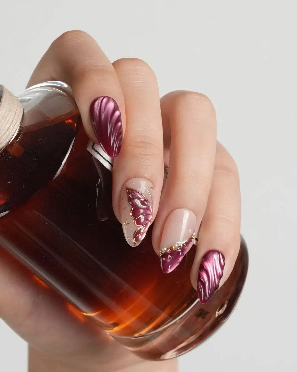 Velvet Flow Reusable Press On Nails