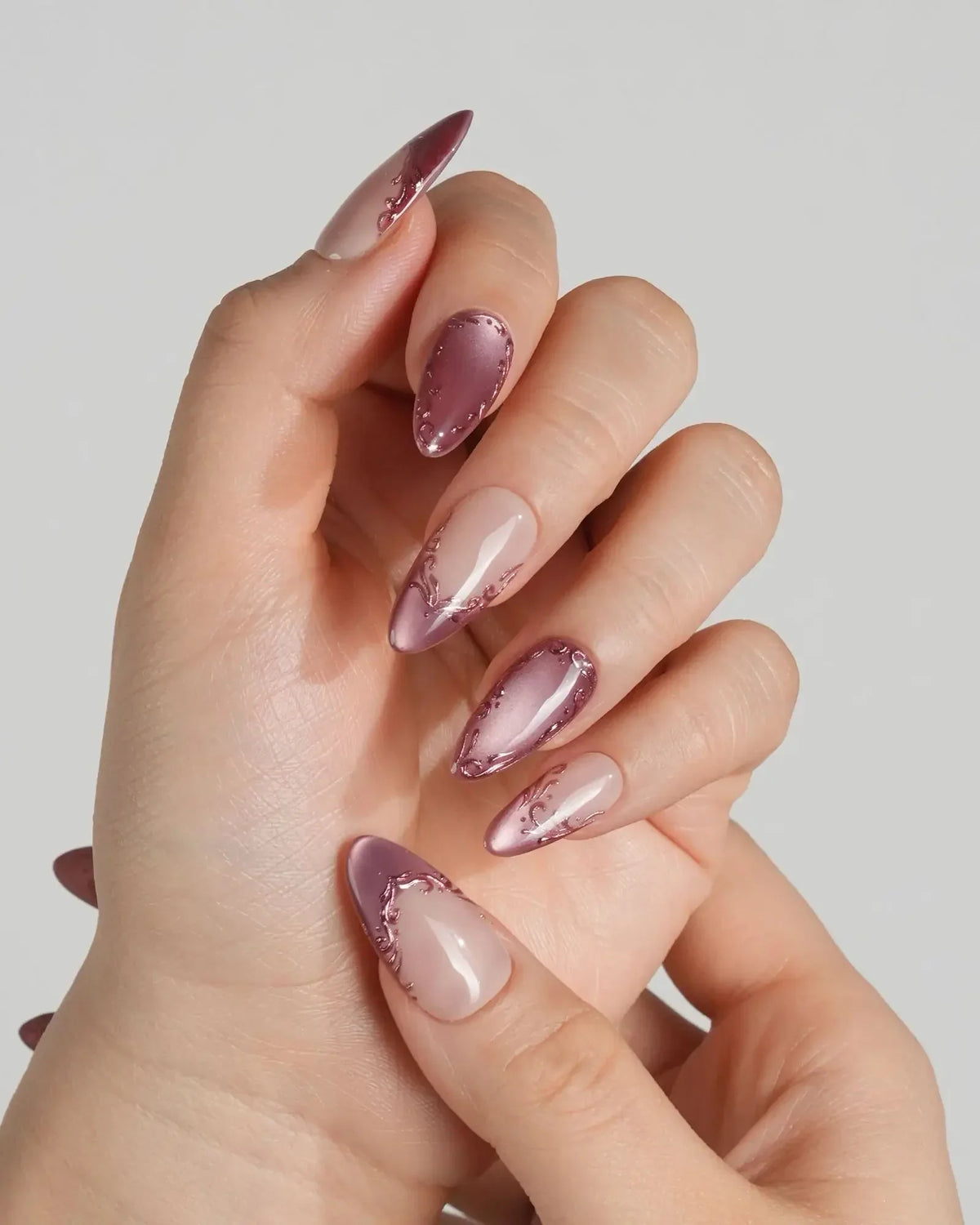 Rose Edge Reusable Press On Nails