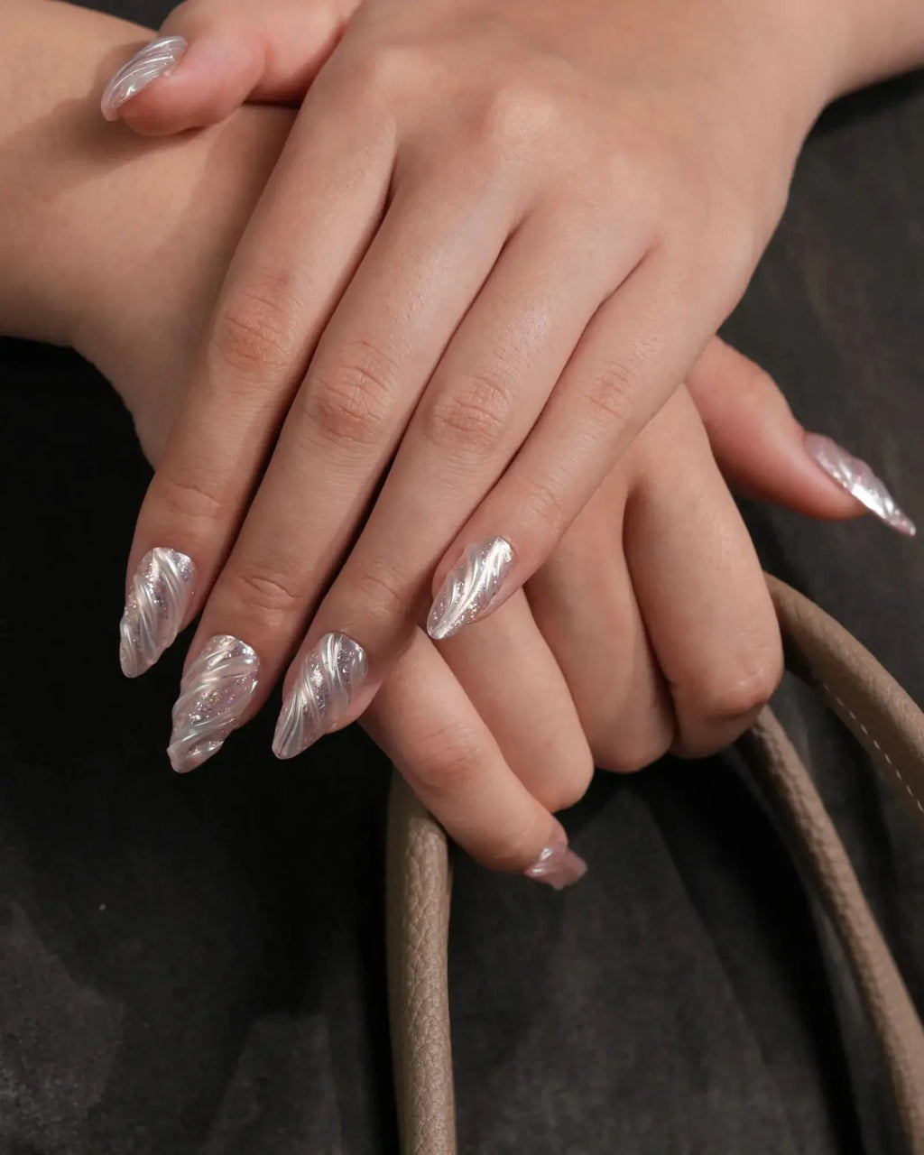 Velvet Twist Reusable Press On Nails