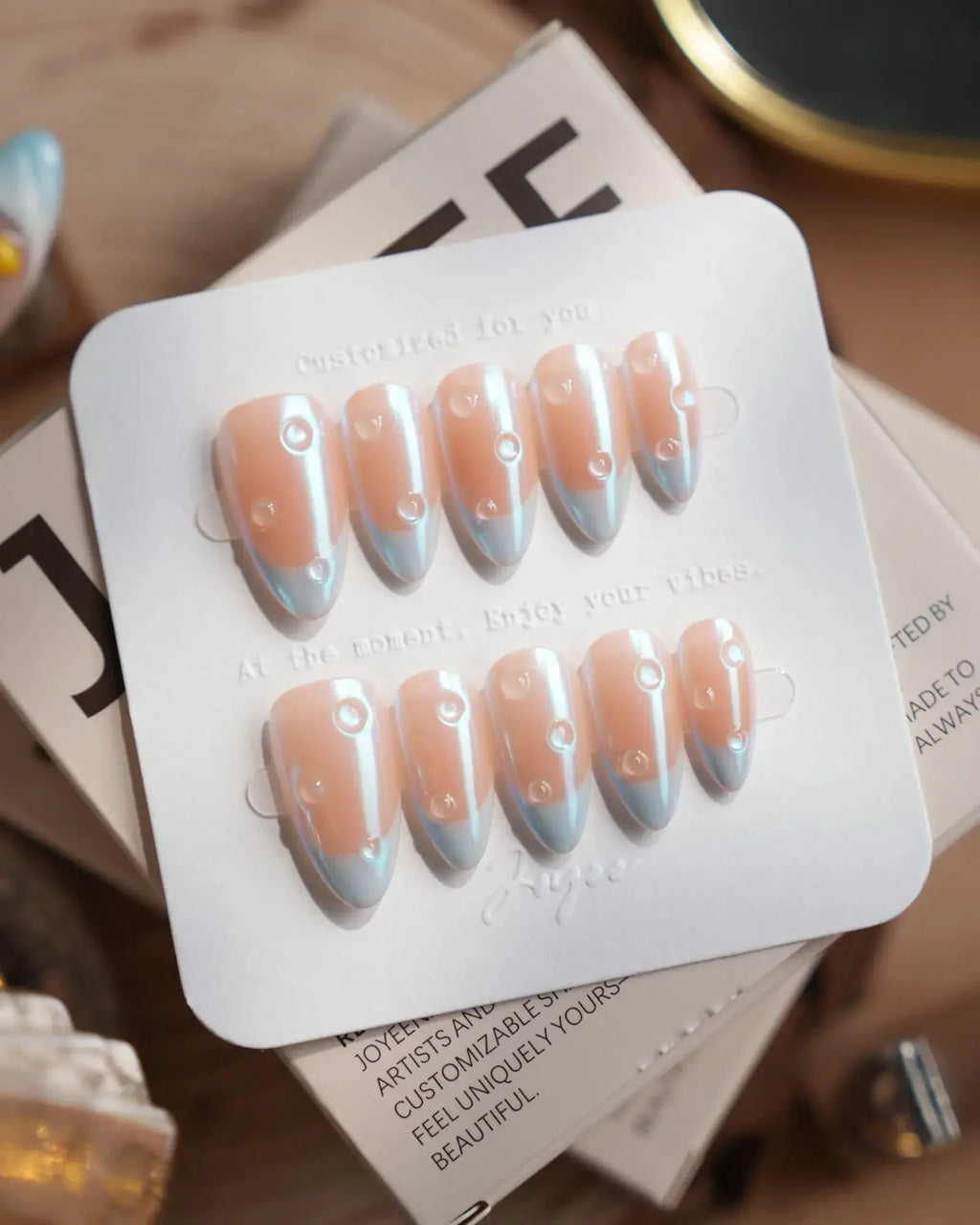 Sparkling Wine Reusable Press On Nails