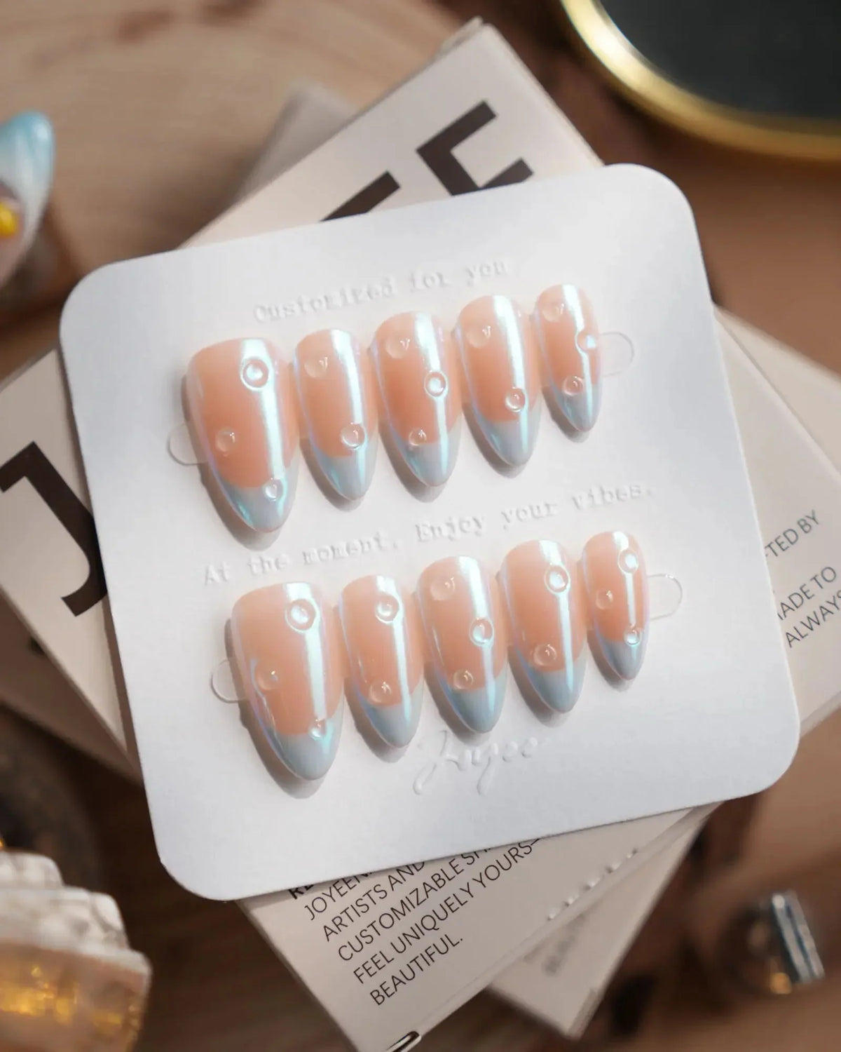 Sparkling Wine Reusable Press On Nails