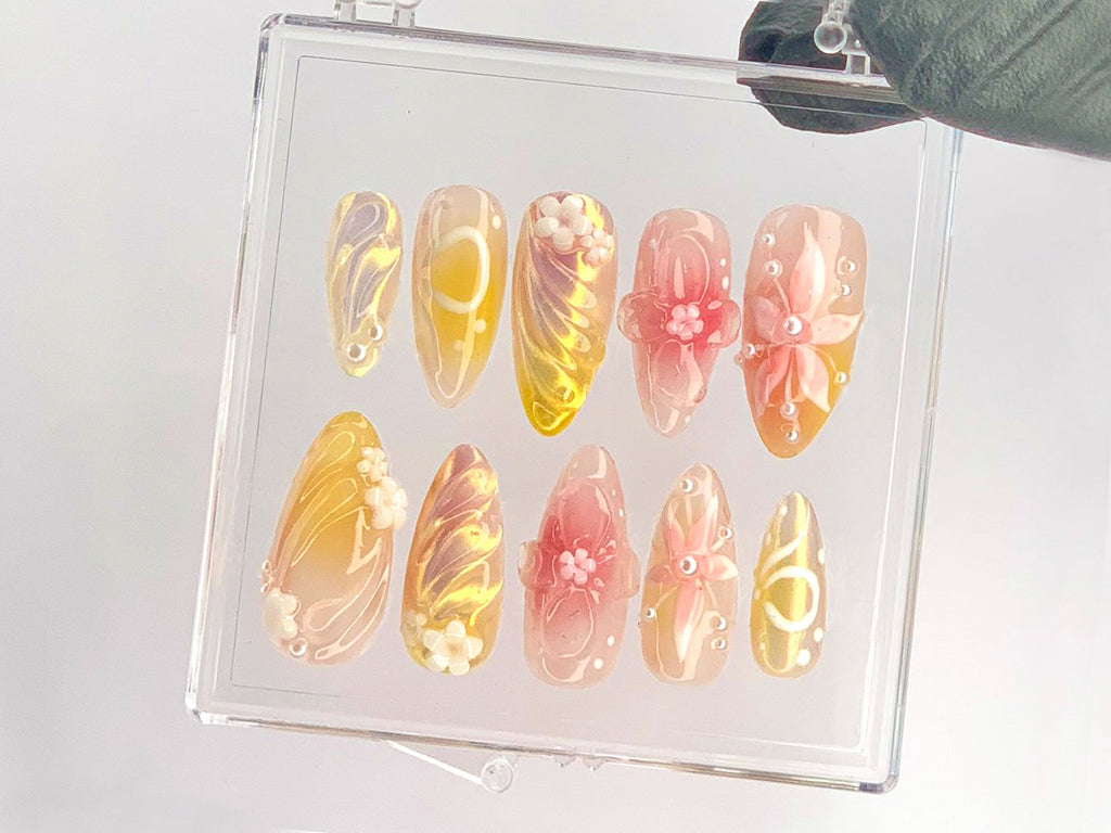Floral Fantasy Press On Nails, Golden Elegance Fake nails, Chic Blossoms Nail Art
