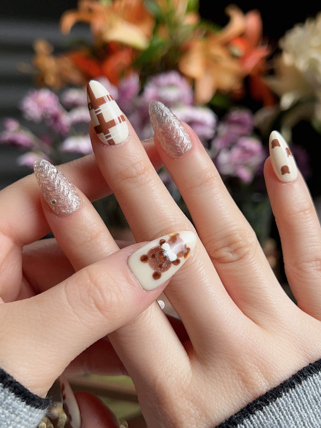 Sweater Weather Reusable Press On Nails