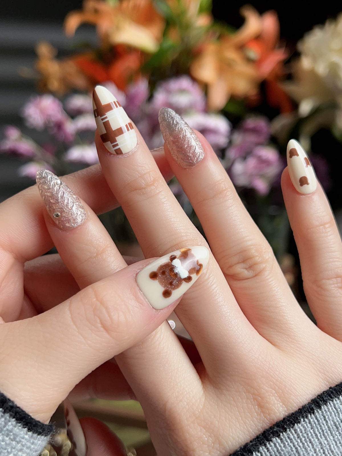 Sweater Weather Reusable Press On Nails
