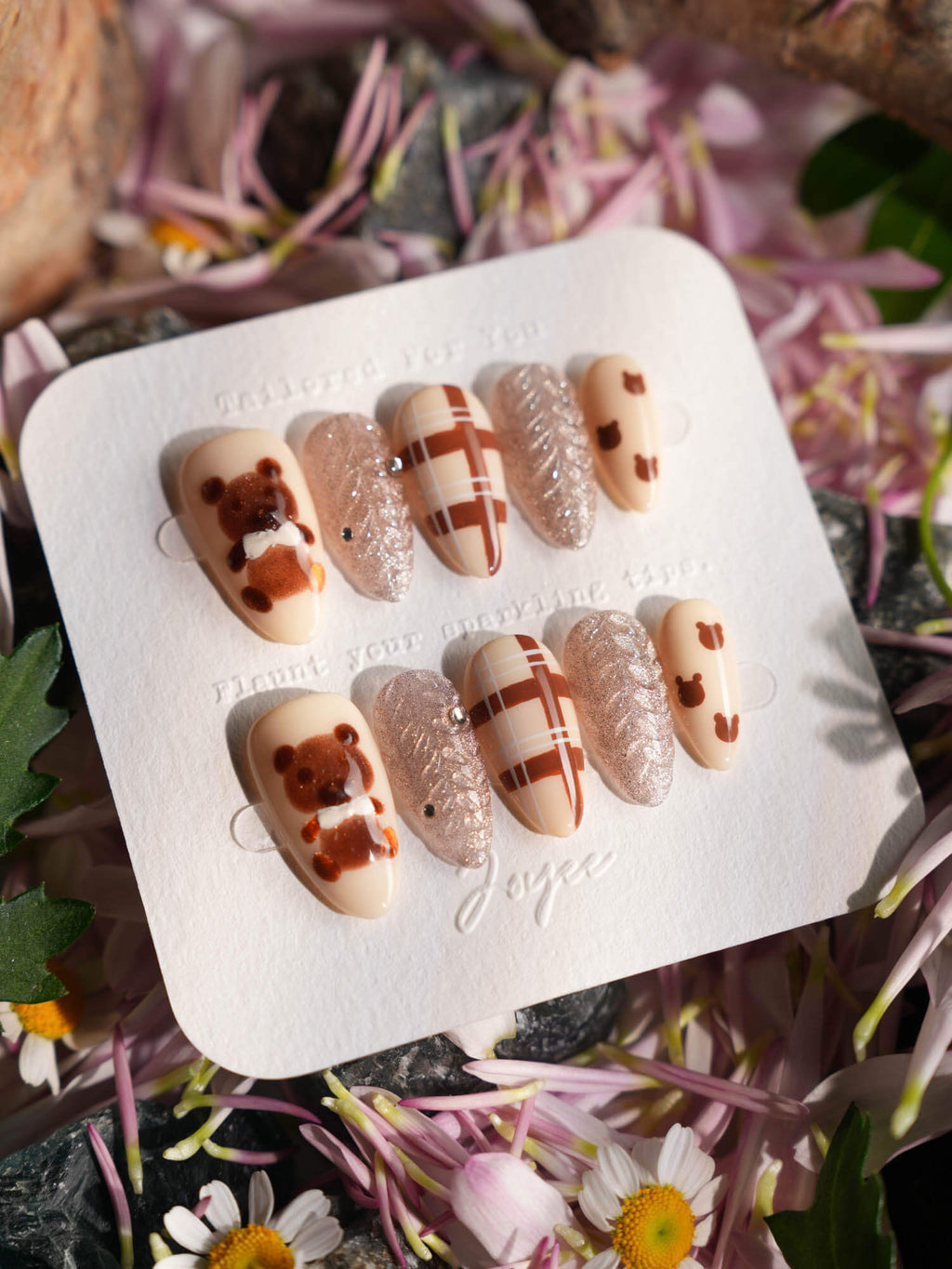 Sweater Weather Reusable Press On Nails