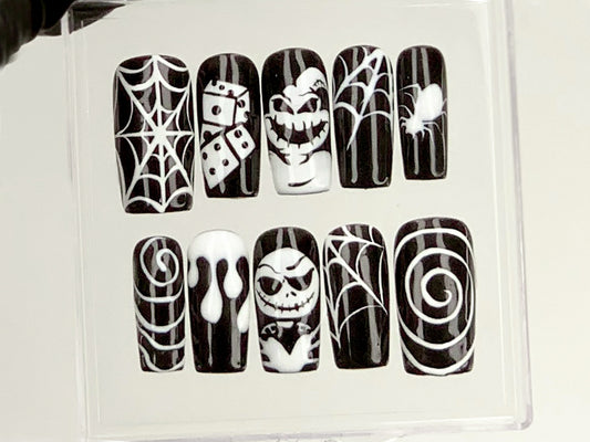 Spooky Halloween Press On Nails, Creepy Cute Nail Art, 3D Spider Web and Skull Acrylic