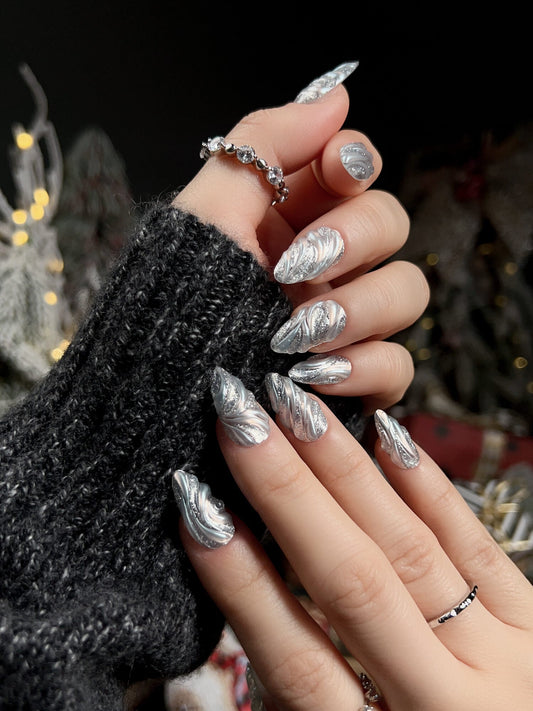 Velvet Frost Reusable Press On Nails