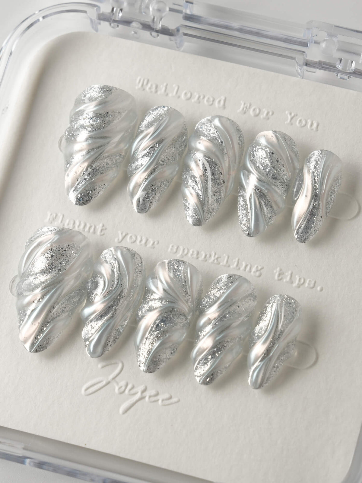 Velvet Frost Reusable Press On Nails