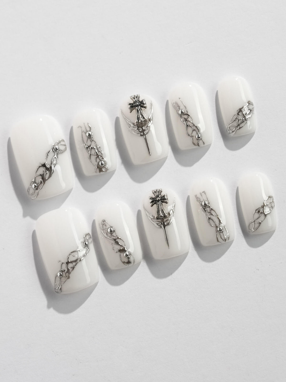 Metallic Patterned White Reusable Press On Nails