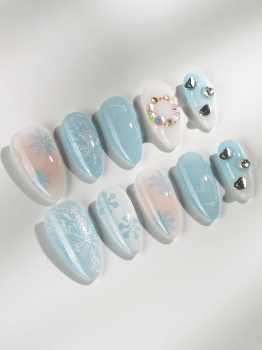Winter wonderland Reusable Press On Nails