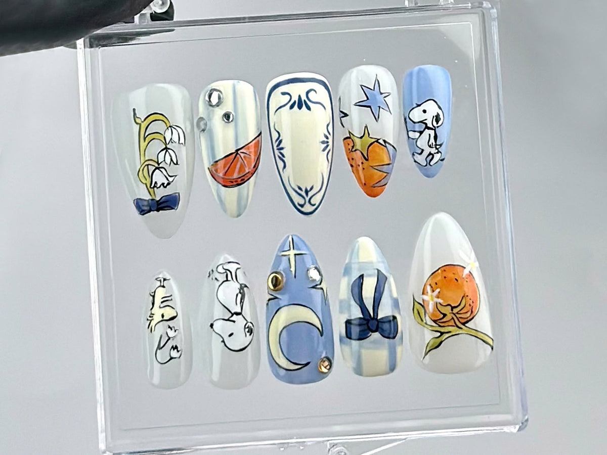 Snoopy Inspired Press On Nails, Artistic Snoopy and Moon Nail Art, Cartoon-Themed Fake